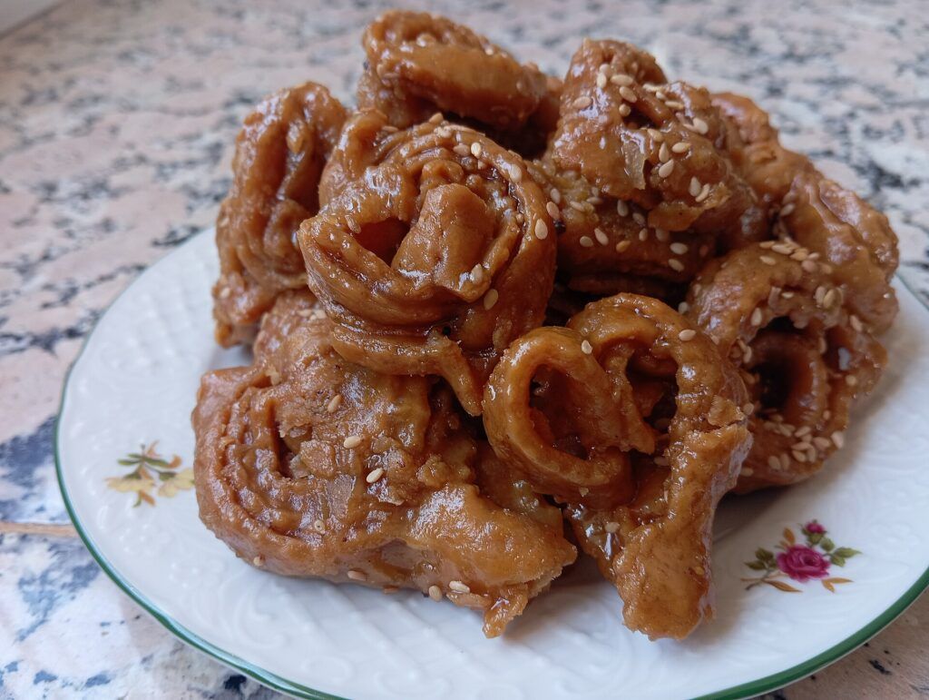 Chebakia, pâtisseries marocaines au miel et au sésame